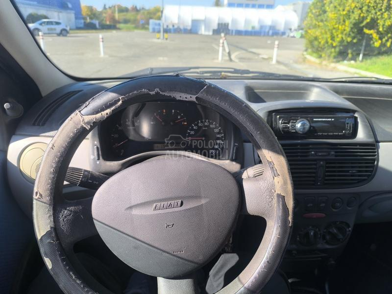 Fiat Punto 