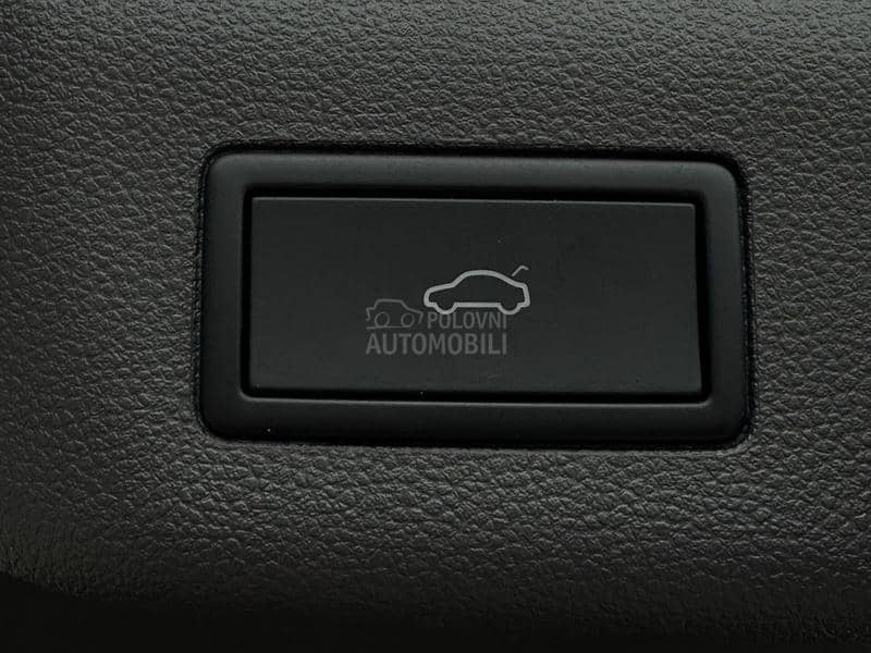 Volkswagen Multivan Long/Pano/7sed/Black