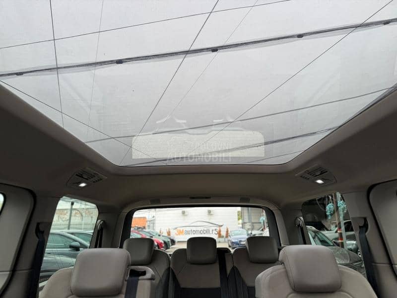 Volkswagen Multivan Long/Pano/7sed/Black