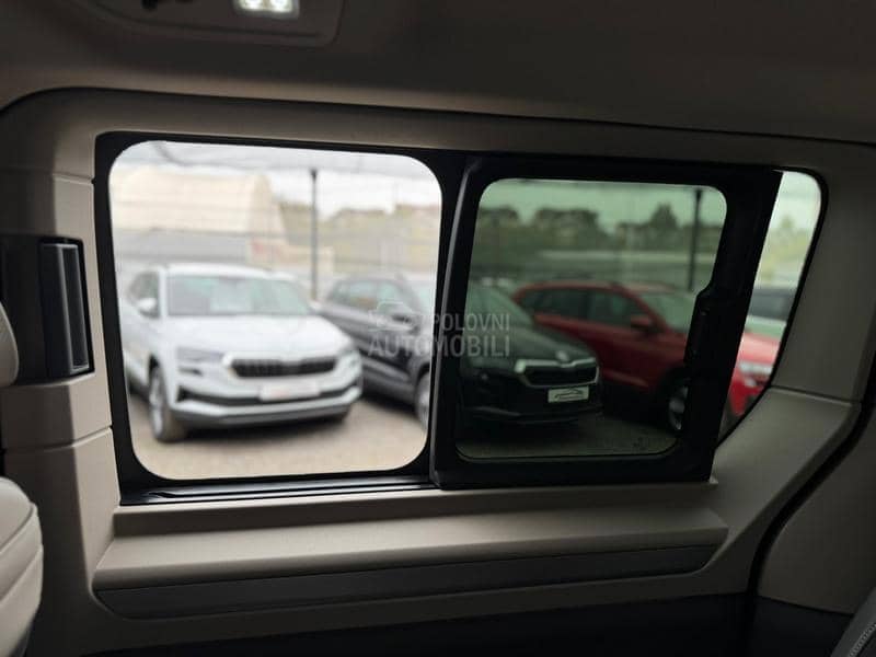 Volkswagen Multivan Long/Pano/7sed/Black