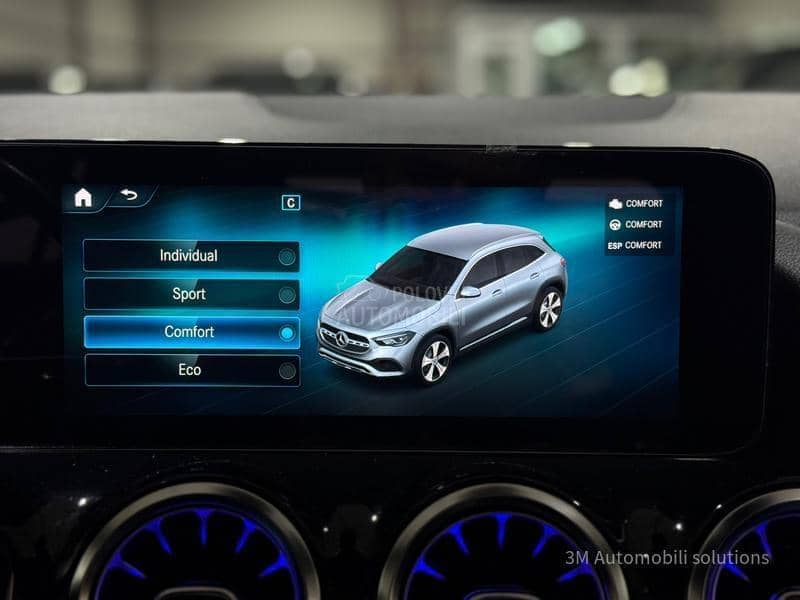 Mercedes Benz GLA 200 D/AMG/PANO