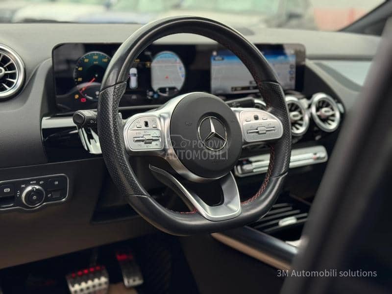 Mercedes Benz GLA 200 D/AMG/PANO