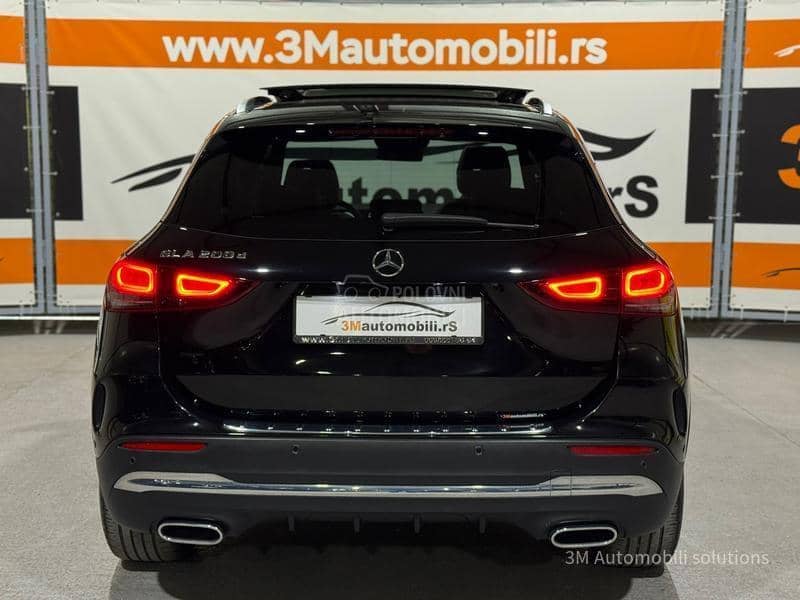 Mercedes Benz GLA 200 D/AMG/PANO