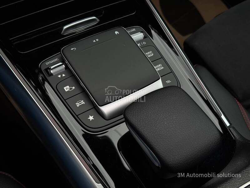 Mercedes Benz GLA 200 D/AMG/PANO