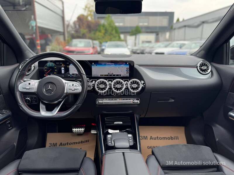Mercedes Benz GLA 200 D/AMG/PANO
