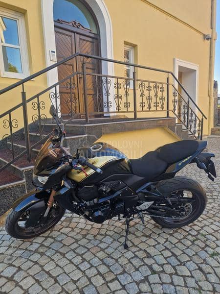 Kawasaki Z750R