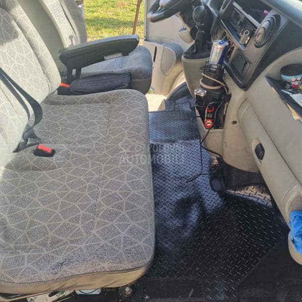 Renault Master 2.5 diesel