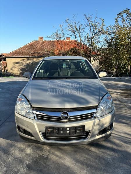 Opel Astra H 1.6XER 2008. god. -  kompletan auto u delovima