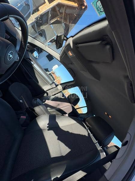 Opel Astra H 1.6XER 2008. god. -  kompletan auto u delovima