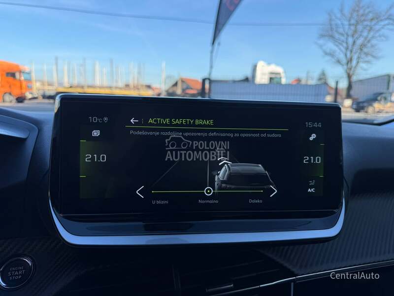 Peugeot 2008 1.5HDI ALURE