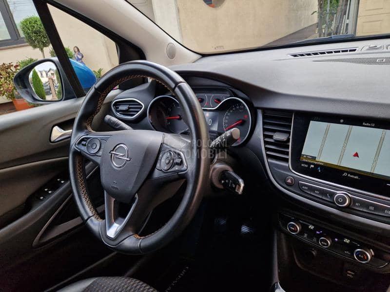 Opel Crossland X  1.2 Turbo Innovation