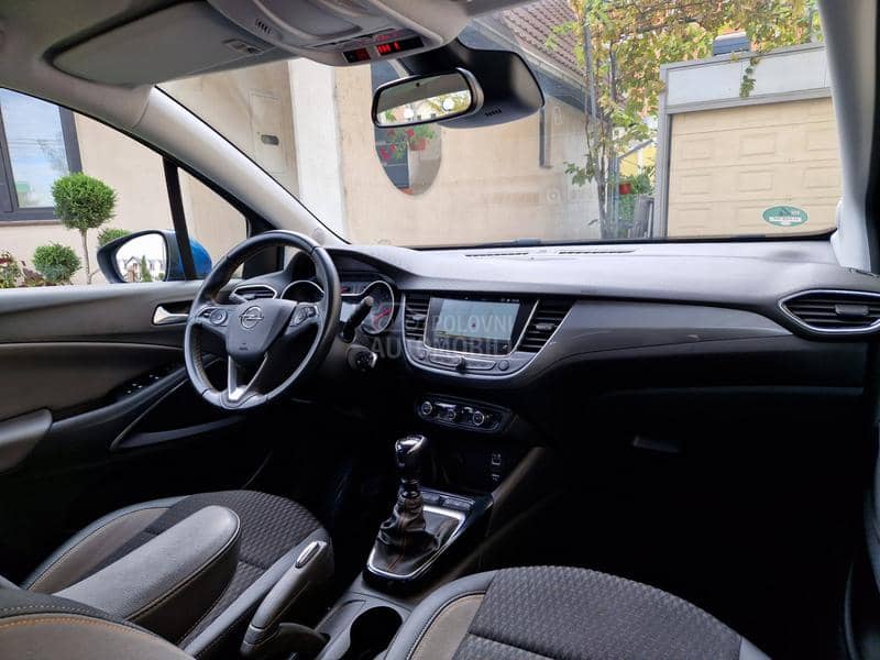 Opel Crossland X  1.2 Turbo Innovation