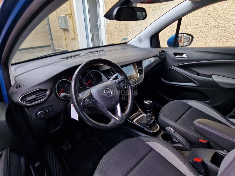 Opel Crossland X  1.2 Turbo Innovation