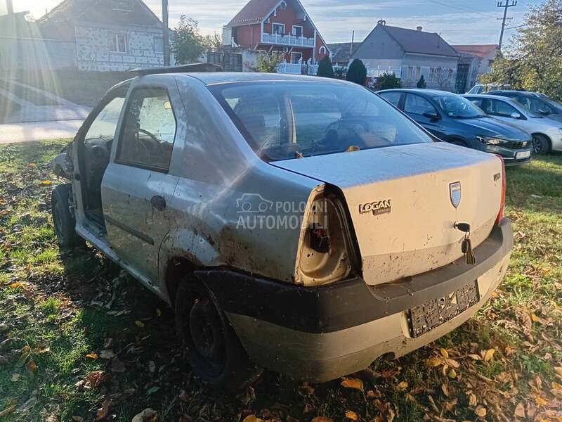 moze ceo auto za 250e