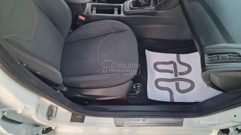 Ford Focus 1.5 TDCI ST-LINE