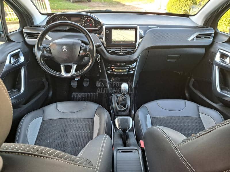Peugeot 2008 1.6 hdi ALLURE