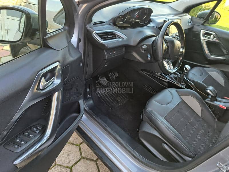 Peugeot 2008 1.6 hdi ALLURE