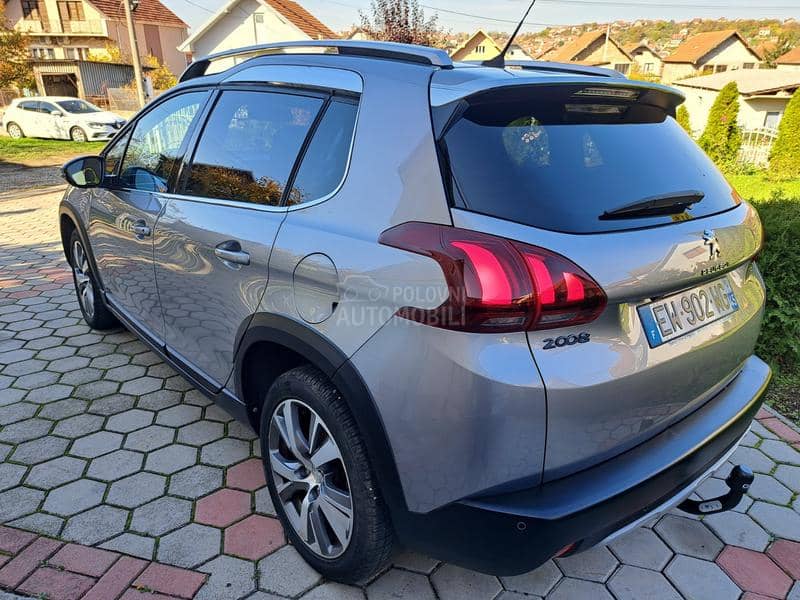 Peugeot 2008 1.6 hdi ALLURE