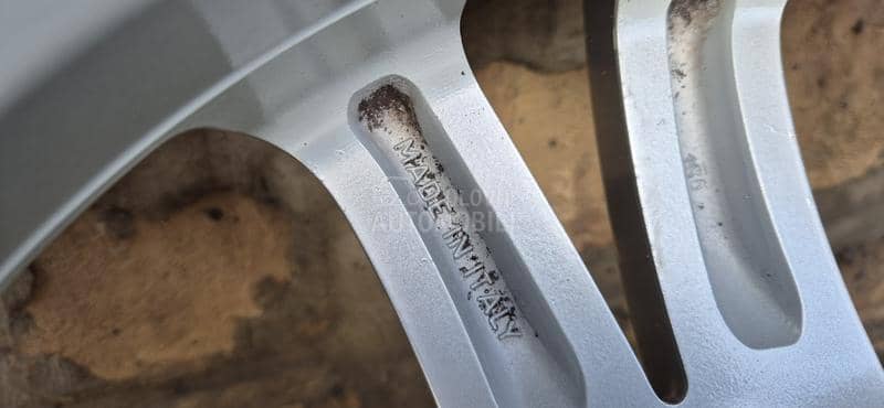 Barum 215/60 R17 Zimska