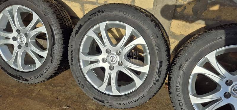 Barum 215/60 R17 Zimska