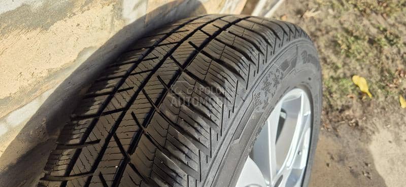 Barum 215/60 R17 Zimska