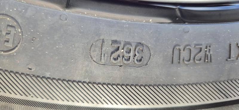 Barum 215/60 R17 Zimska