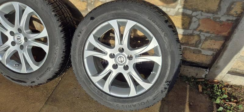 Barum 215/60 R17 Zimska