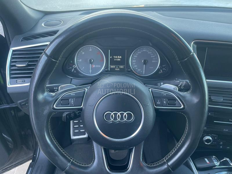 Audi SQ5 