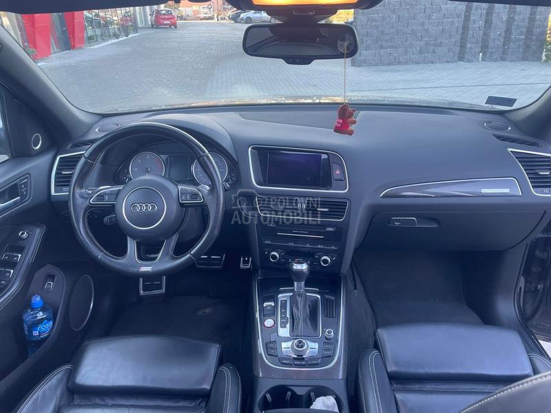 Audi SQ5 