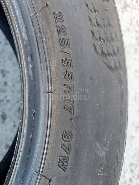 Bridgestone 225/55 R17 Letnja