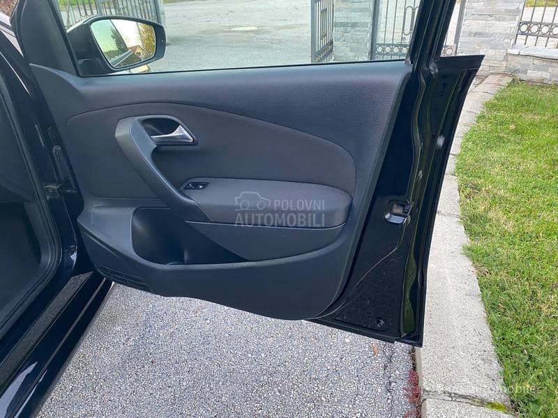 Volkswagen Polo 1.4 SVAJCARSKA