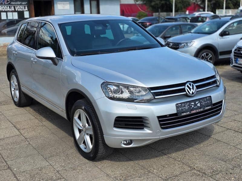 Volkswagen Touareg 3.0tdi LED/NAV