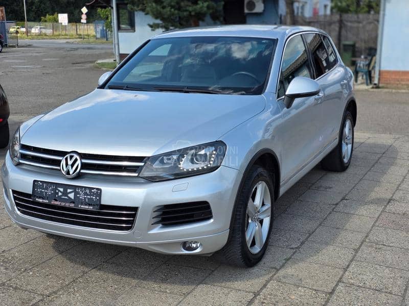 Volkswagen Touareg 3.0tdi LED/NAV