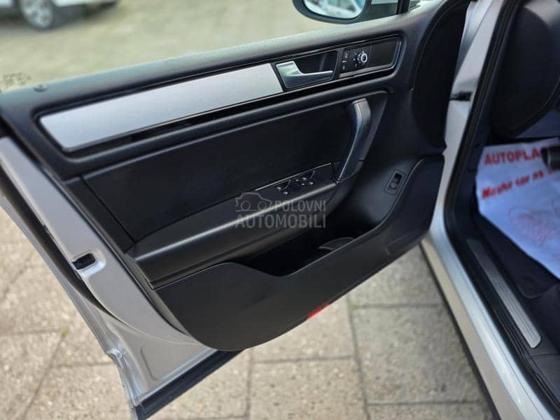 Volkswagen Touareg 3.0tdi LED/NAV