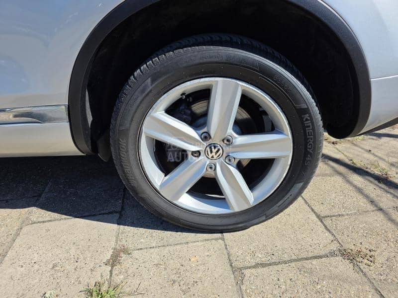 Volkswagen Touareg 3.0tdi LED/NAV