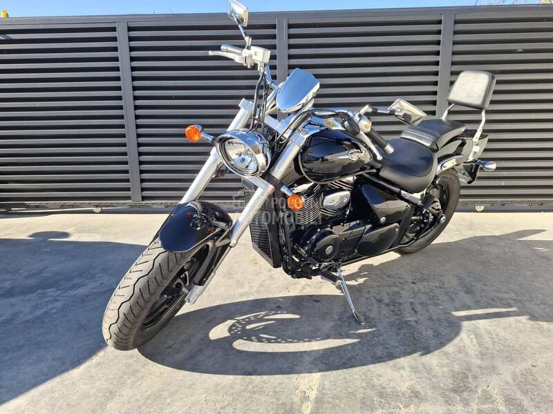 Suzuki Intruder M800