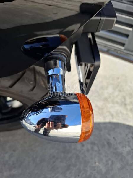 Suzuki Intruder M800