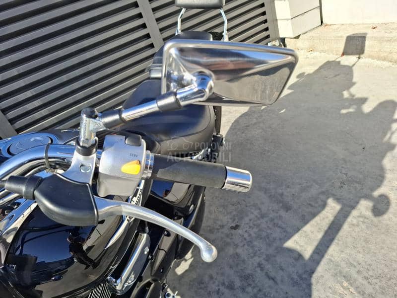 Suzuki Intruder M800