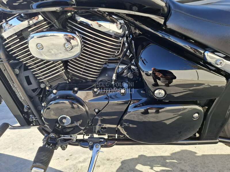 Suzuki Intruder M800