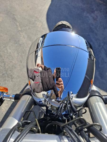 Suzuki Intruder M800