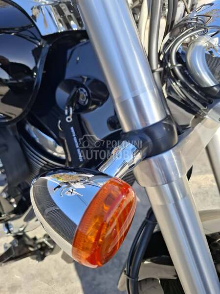 Suzuki Intruder M800