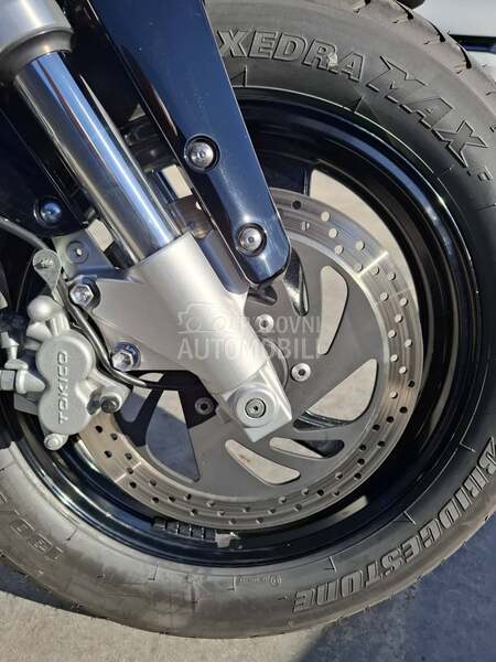 Suzuki Intruder M800