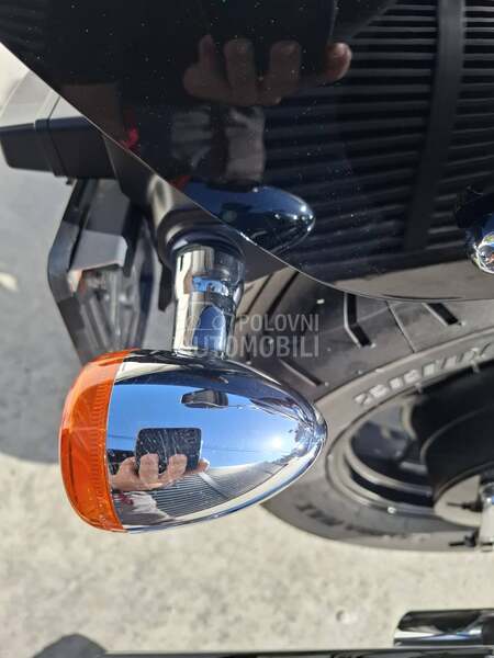 Suzuki Intruder M800