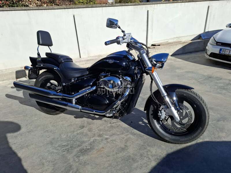 Suzuki Intruder M800