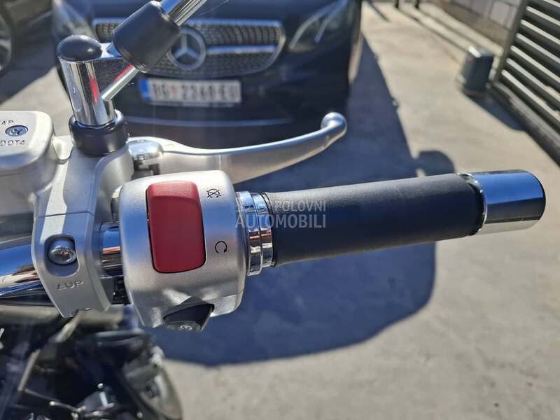 Suzuki Intruder M800