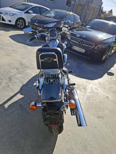 Suzuki Intruder M800