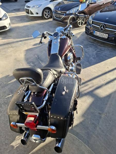 Harley Davidson FLHRC ROAD KING