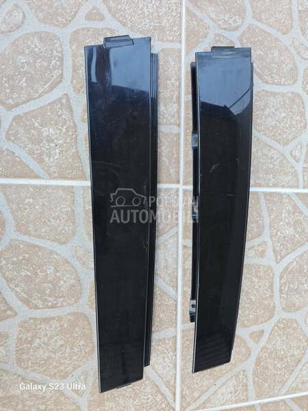 LAJSNA ZADNJIH VRATA