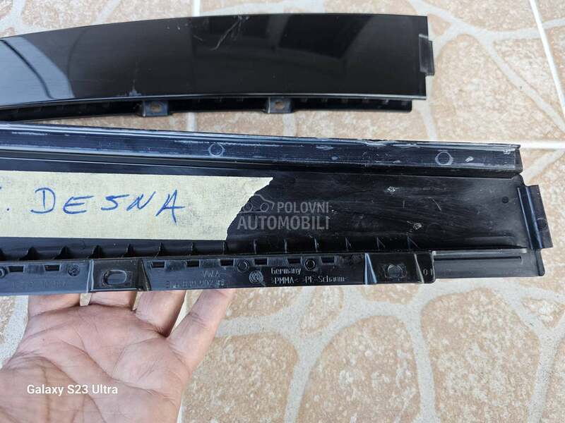 LAJSNA ZADNJIH VRATA