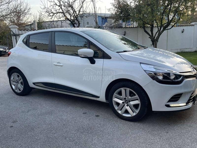 Renault Clio TCE 102000 K M CH